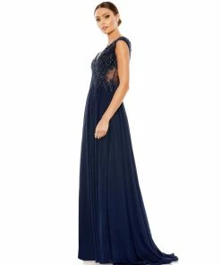 Mac Duggal Appliqued Cap Sleeve Bodice Flowy Gown