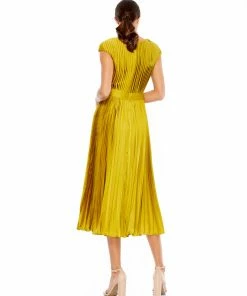 Ieena For Mac Duggal Pleated Cap Sleeve Belted A-Line Midi Dress