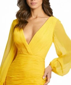 Ieena For Mac Duggal Full Body Ruched Mini Dress