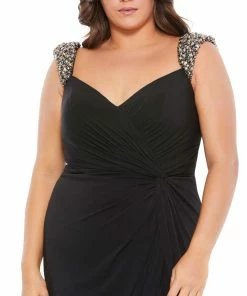 Mac Duggal Side Twist Beaded Strap Sweetheart Gown (Plus) Bridesmaid Dresses