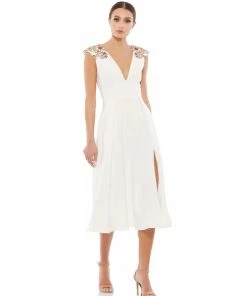 Ieena For Mac Duggal Plunging Floral Accented Cap Sleeve Cocktail Dress