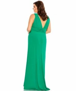 Mac Duggal Draped V Neck Sleeveless A Line Gown (Plus)